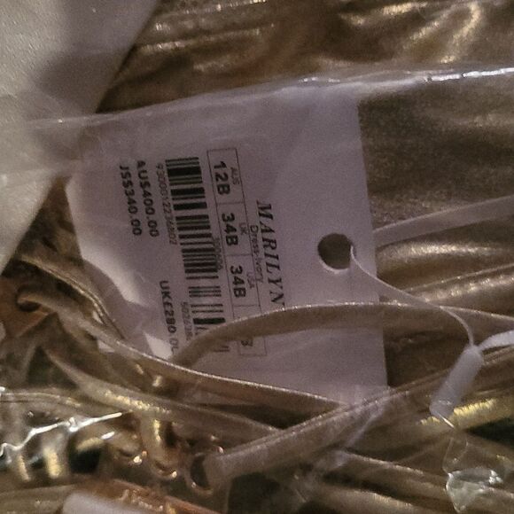 Elegant Cream Women's Intimate Set - Picture 10 of 10